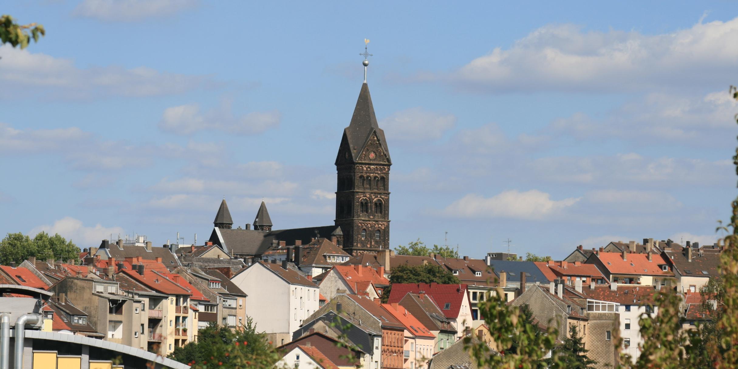 St Marien mit Stadtansicht