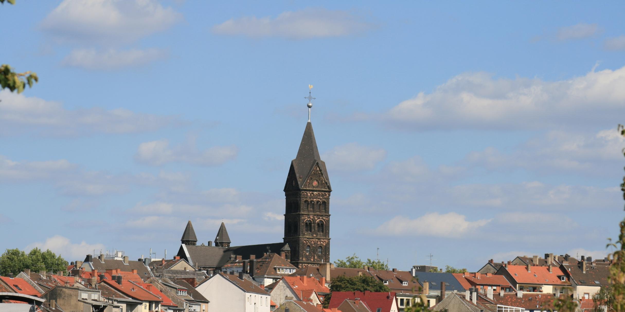 St Marien mit Stadtansicht