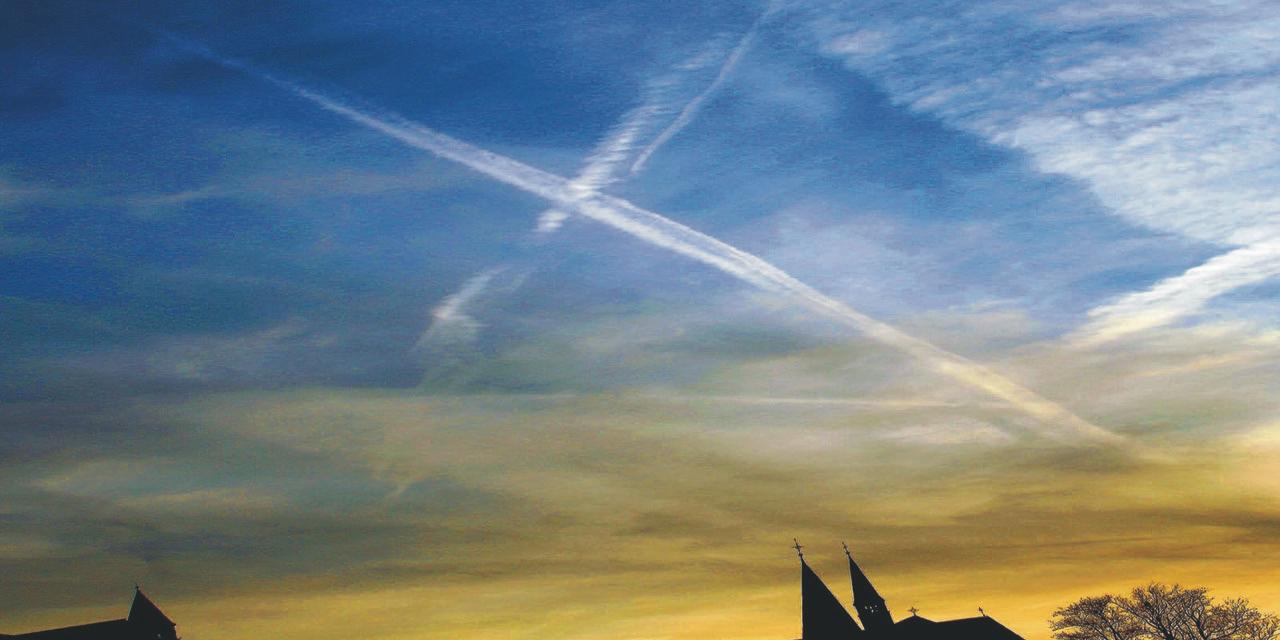 Kreuz am Himmel