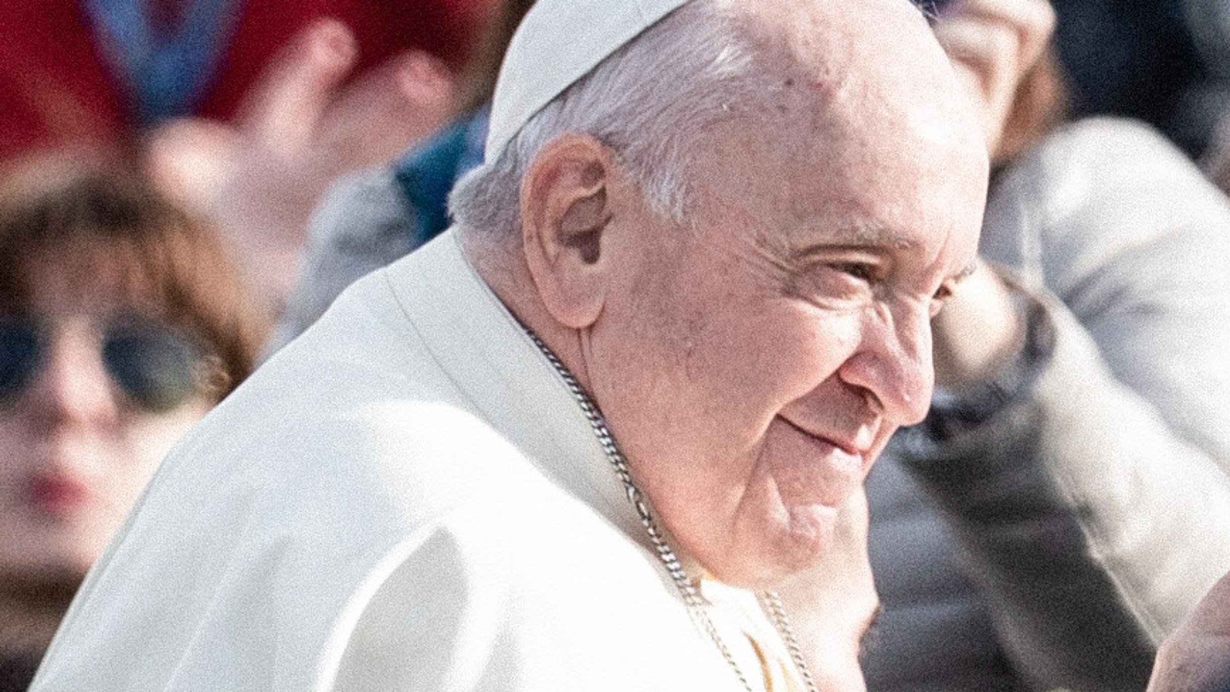 Papst Franziskus – hier im Papamobil in Matera (Italien) 2022 – ist ein Mann der Gesten.